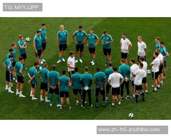 诺瓦vs对手的精彩对决解析与战术分析全方位解读