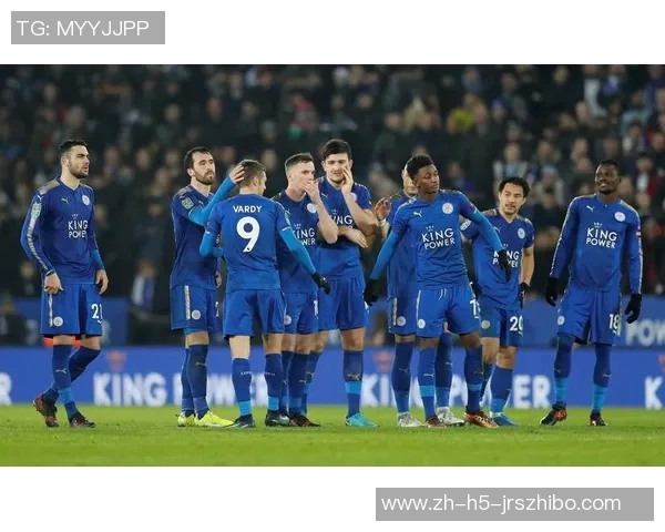 切尔西与莱斯特城激战正酣谁能在英超赛场上笑到最后